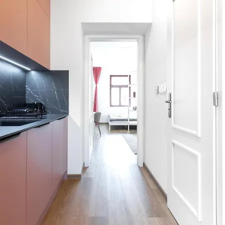 Stay2gether In Pink 16 - Main Train Station Apartment