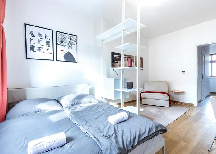 Stay2gether In Pink 16 - Main Train Station Appartamento *