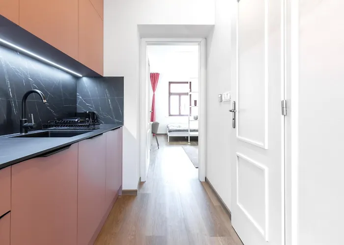Stay2gether In Pink 16 - Main Train Station Apartament